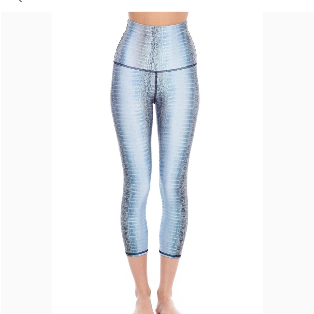 High Rise cropped leggings